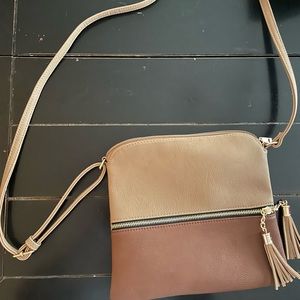 Color block crossbody purse
